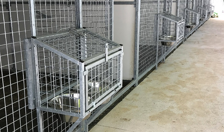 B.A 133 - détail passe-plats